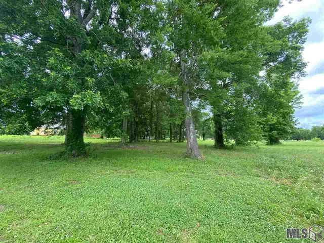 $69,900 | 11364 Rosedale Road, Port Allen, LA 70767