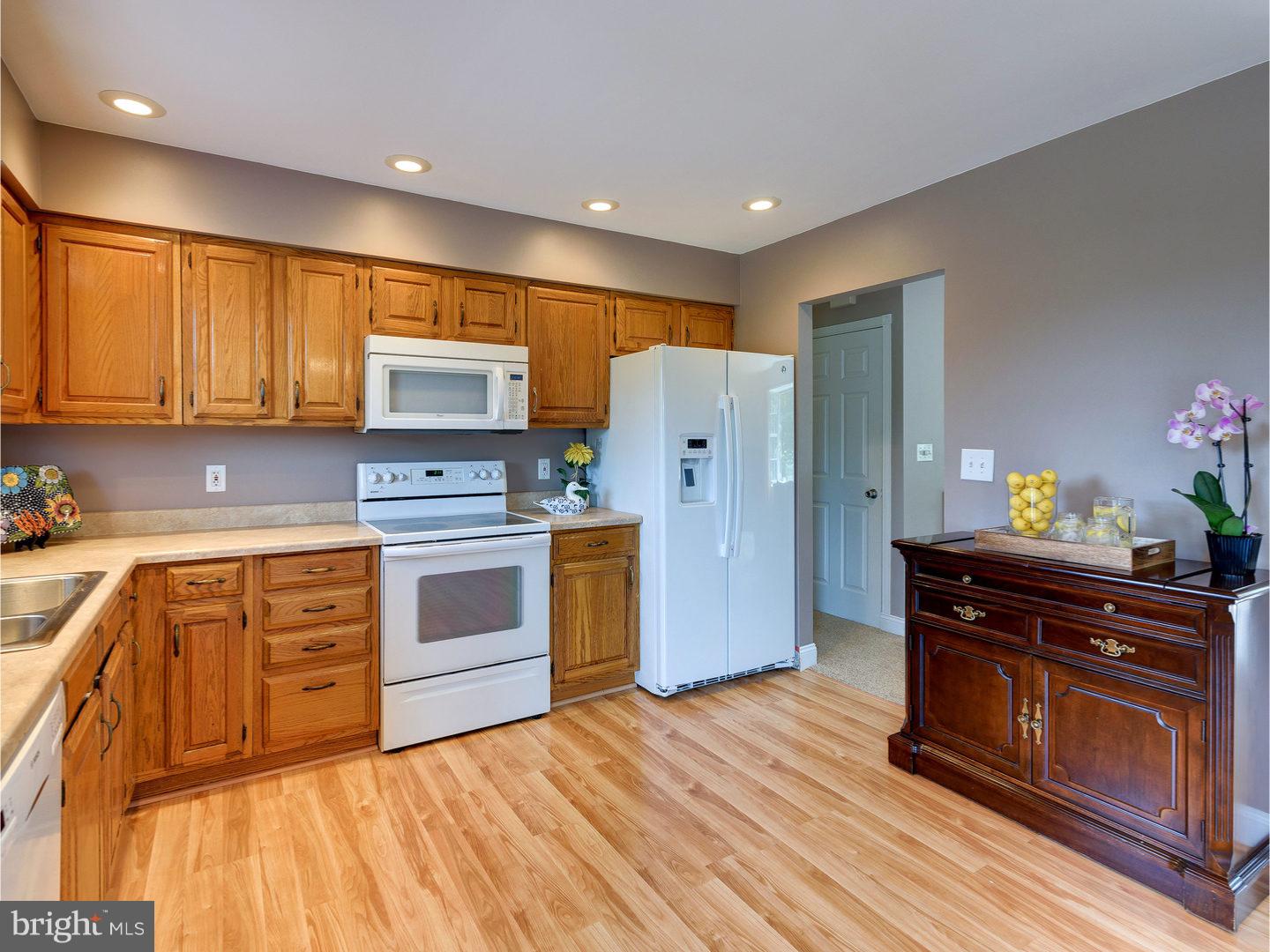 495 Byers Road Chester Springs, PA 19425 - Photo 9 of 20 Kitchen