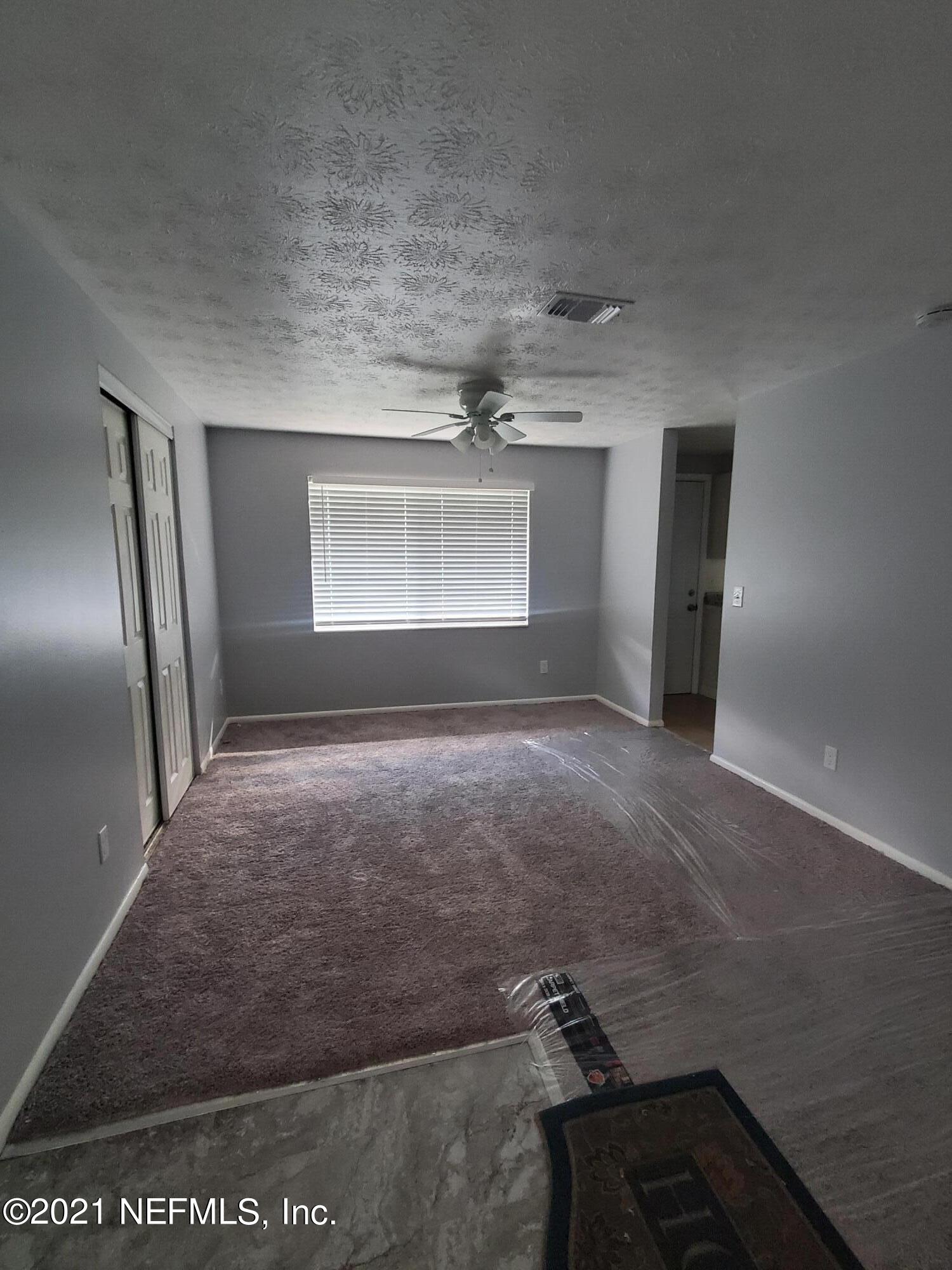9358 Sibbald Road Jacksonville, FL 32219 - Photo 5 of 15 20211102_154420