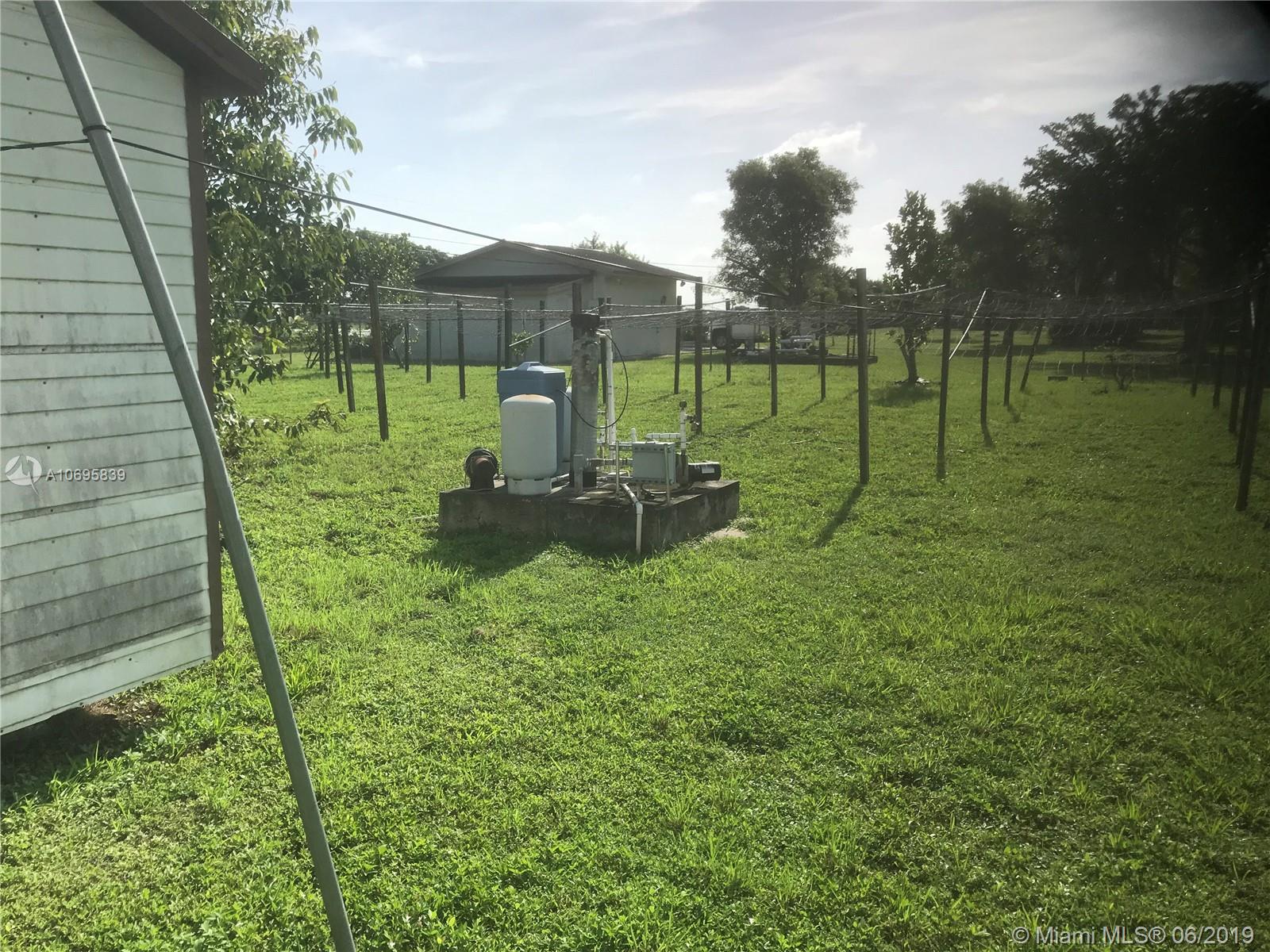 20105 Southwest 286th Street Homestead, FL 33030 - Photo 34 of 35 Gallery Image 34