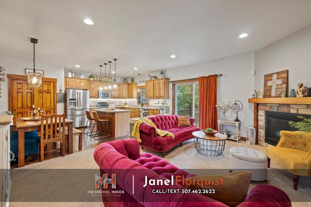 5250 Waterford Casper, WY 82609 - Photo 5 of 34