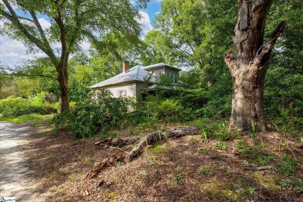 $1,643,000 | 737 State Rd S-30-309, Laurens, SC 29360