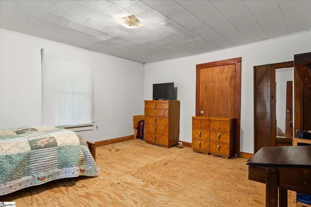 $1,643,000 | 737 State Rd S-30-309, Laurens, SC 29360