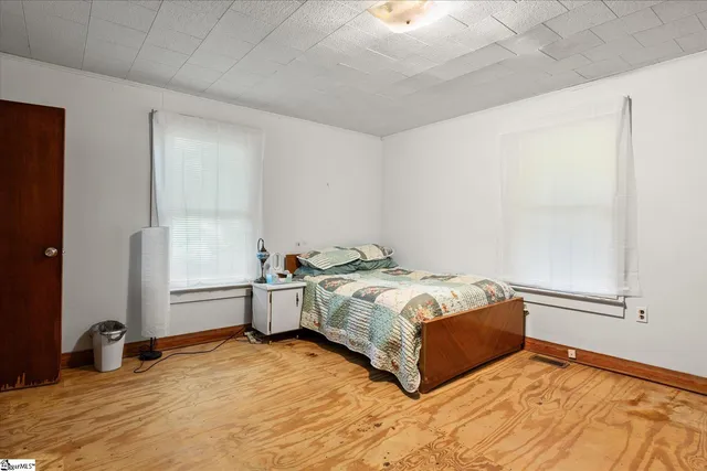 $1,643,000 | 737 State Rd S-30-309, Laurens, SC 29360