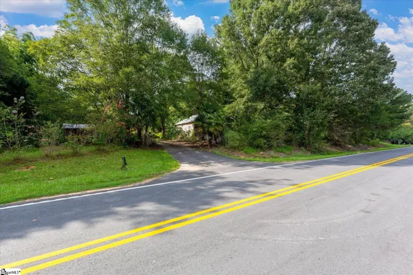 $1,643,000 | 737 State Rd S-30-309, Laurens, SC 29360