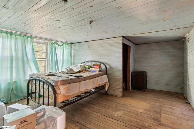 $1,643,000 | 737 State Rd S-30-309, Laurens, SC 29360