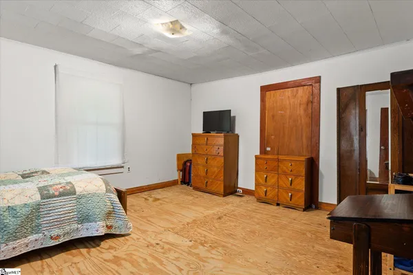 $1,643,000 | 737 State Rd S-30-309, Laurens, SC 29360