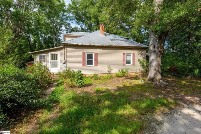 $1,643,000 | 737 State Rd S-30-309, Laurens, SC 29360