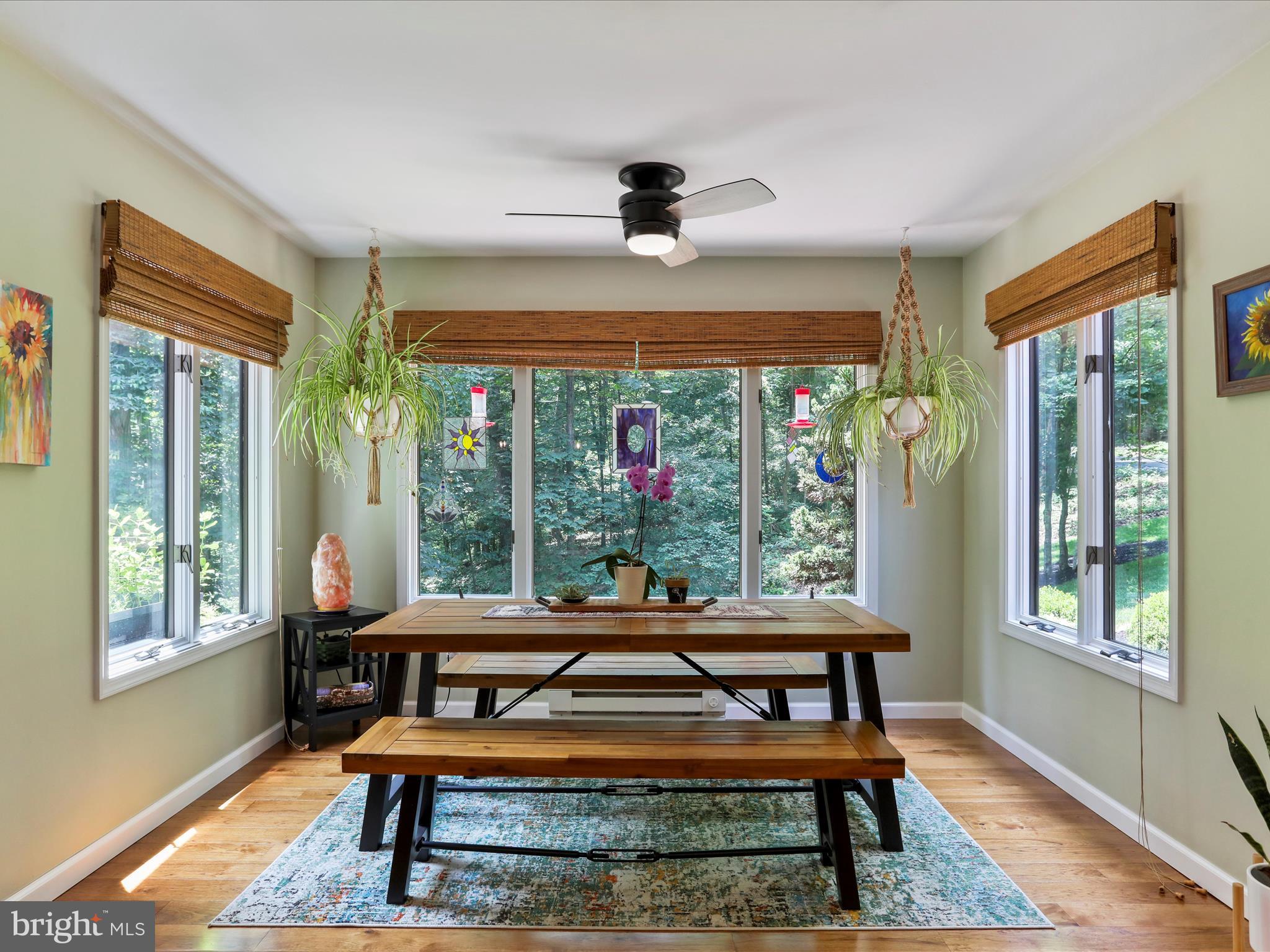 3953 West Weaver Road Greencastle, PA 17225 - Photo 15 of 61 Breakfast nook