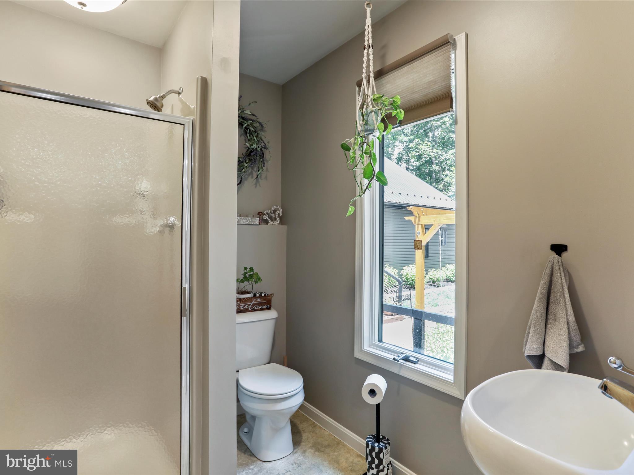 3953 West Weaver Road Greencastle, PA 17225 - Photo 27 of 61 3rd Full Bath