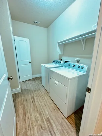 $2,495 | 7711 Cottonwood, Boerne, TX 78015