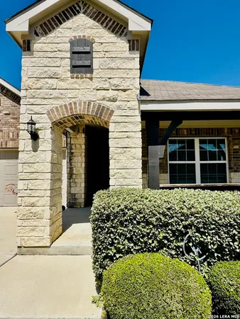 $2,495 | 7711 Cottonwood, Boerne, TX 78015