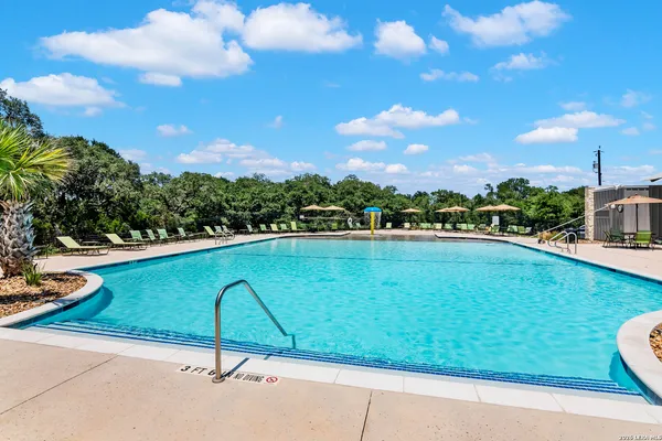 $2,495 | 7711 Cottonwood, Boerne, TX 78015