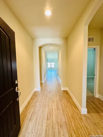 $2,495 | 7711 Cottonwood, Boerne, TX 78015