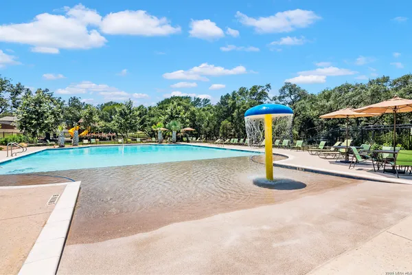 $2,495 | 7711 Cottonwood, Boerne, TX 78015