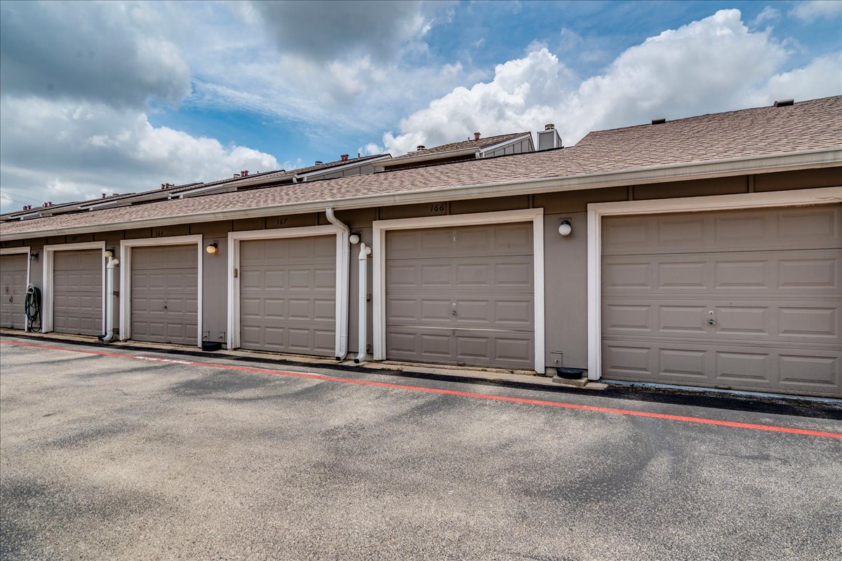 1720 Timber Ridge Road, Unit 166 Austin, TX 78741 - Photo 17 of 25