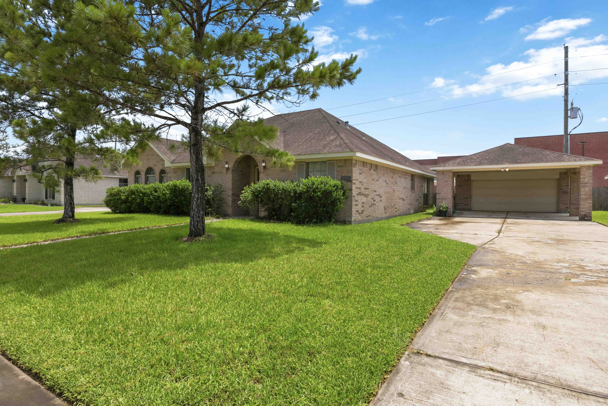6802 Travis Street Manvel, TX 77578 - Photo 2 of 16