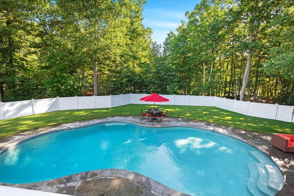 71 Silver Fox Road Franklin, MA 02038 - Photo 32 of 41 Gallery Image 32
