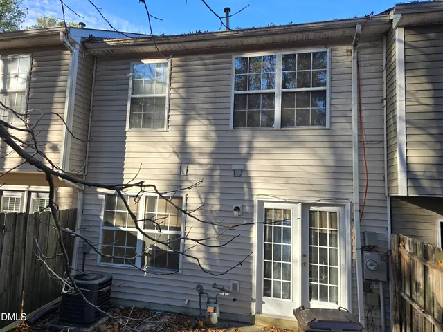 $1,800 | 217 Climbing Ivy Court, Cary, NC 27511