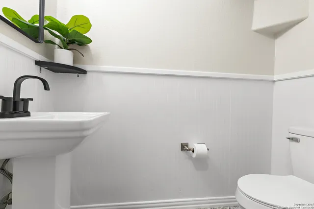 $348,000 | 3727 Columbia Drive, Cibolo, TX 78108