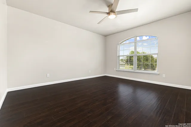 $348,000 | 3727 Columbia Drive, Cibolo, TX 78108