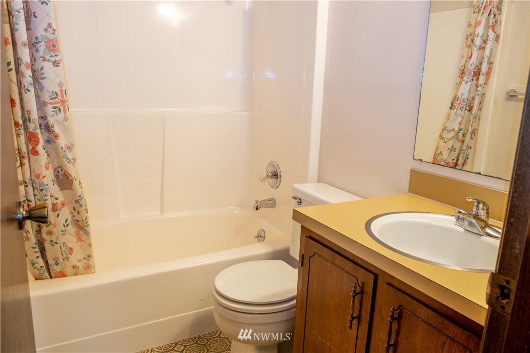 1582 Harksell Road Ferndale, WA 98248 - Photo 8 of 24