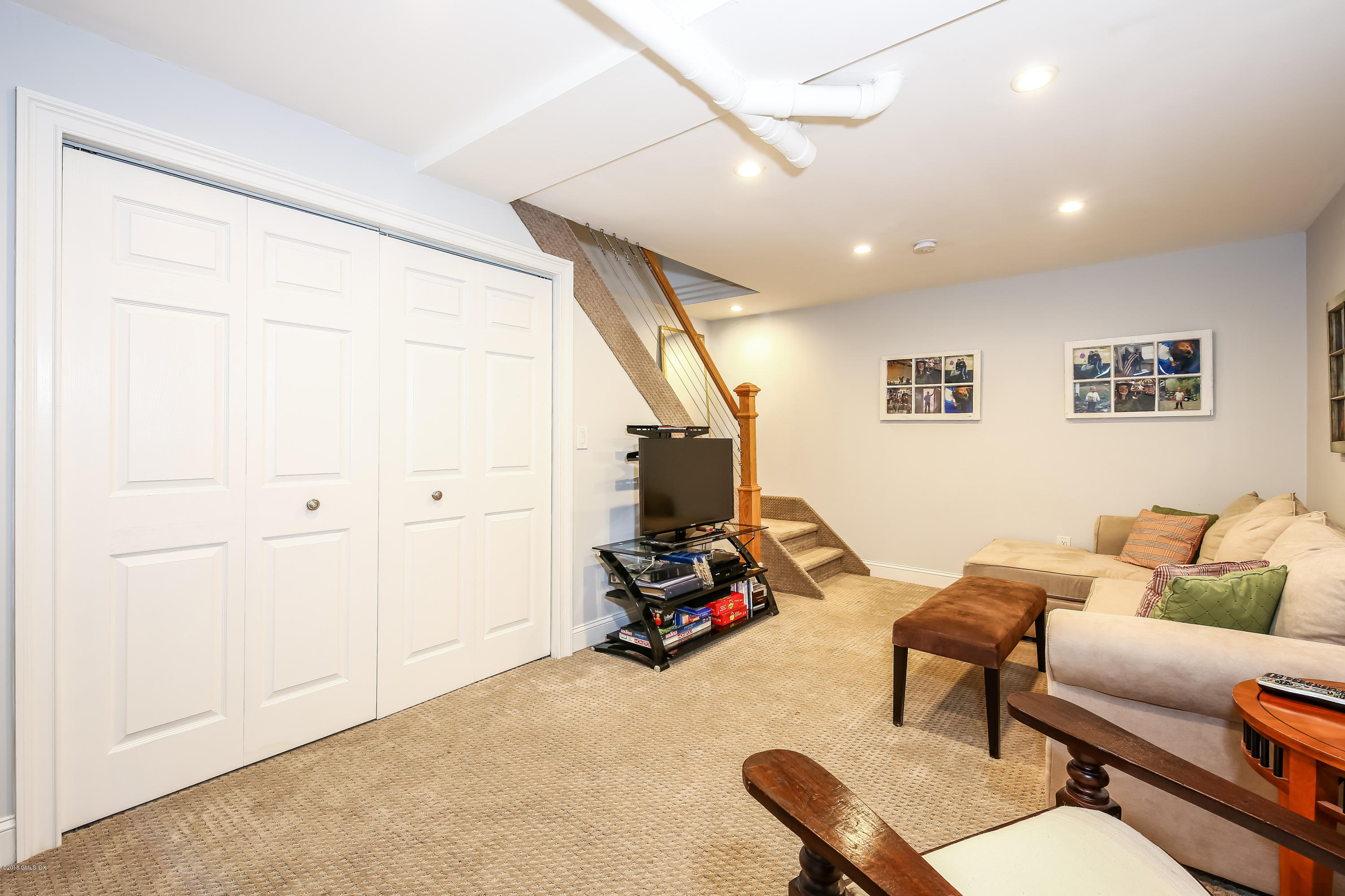 52 Ute Place, Unit A Greenwich, CT 06830 - Photo 24 of 32 a living room with furniture
