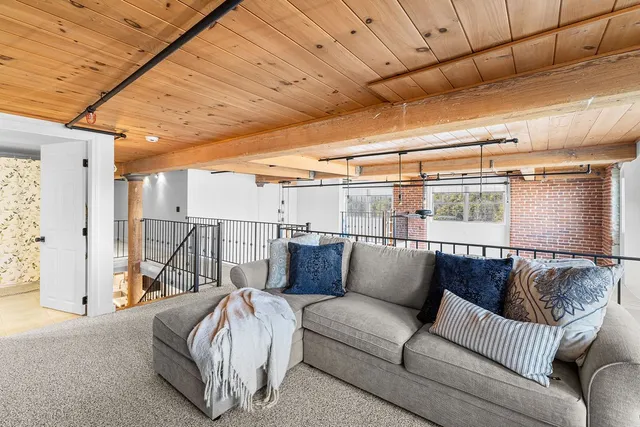 $519,900 | 1 Tupperware Drive, Unit 221, North Smithfield, RI 02896