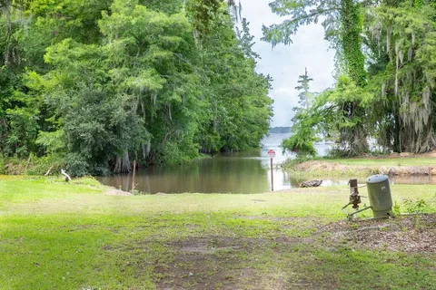 $106,000 | 45532 Lakeside Road, Gueydan, LA 70542