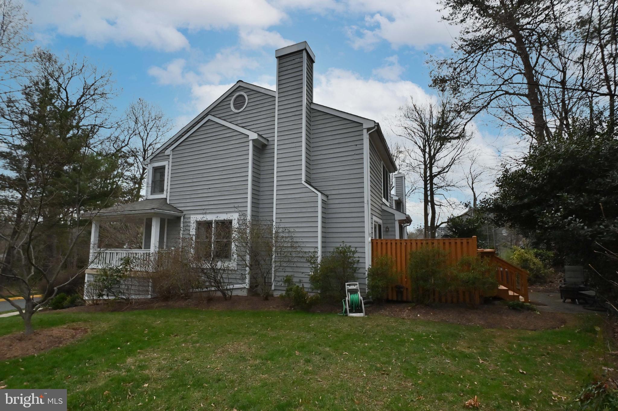 1449 Newport Spring Court Reston, VA 20194 - Photo 44 of 48 End unit Larg side Yard