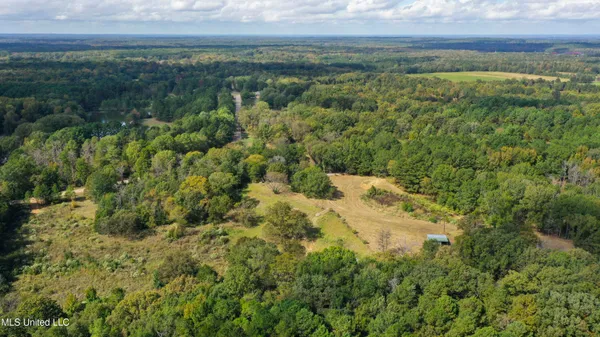 $139,000 | 884 B Robinson Springs Road, Flora, MS 39071