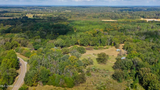 $139,000 | 884 B Robinson Springs Road, Flora, MS 39071