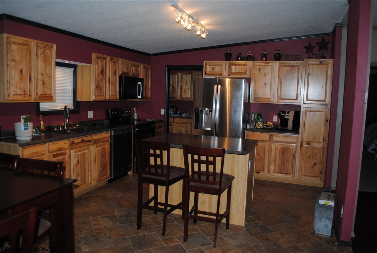 1 Rt Street Elkins, WV 26241 - Photo 4 of 14 Gallery Image 4