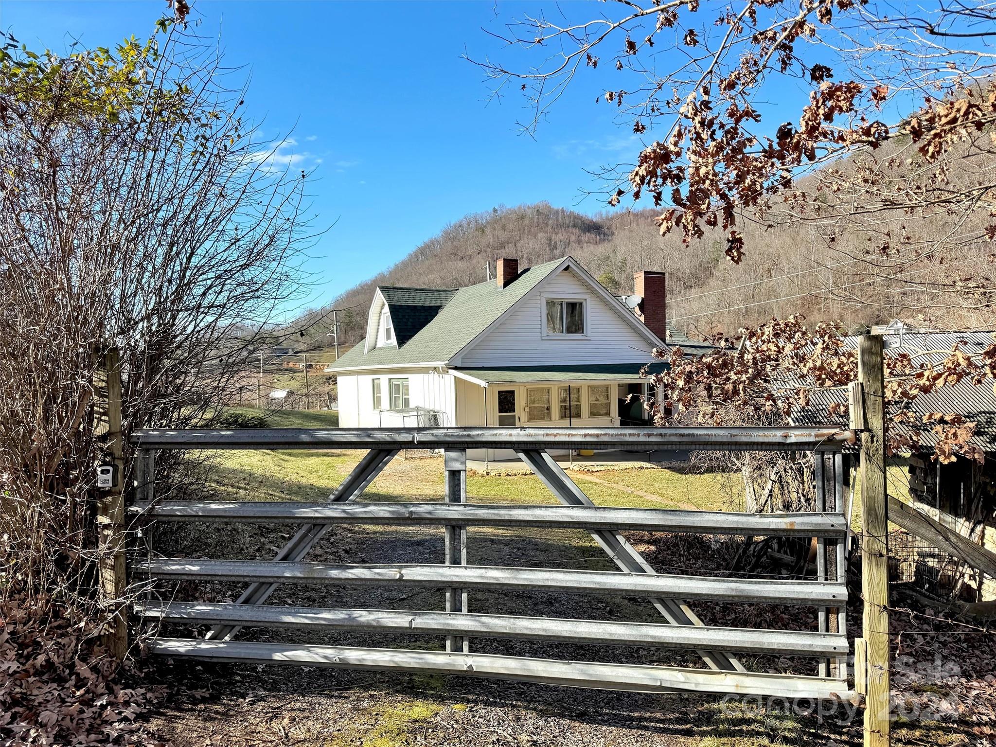 3818 Liner Creek Road Clyde, NC 28721 - Photo 31 of 39 Gallery Image 31