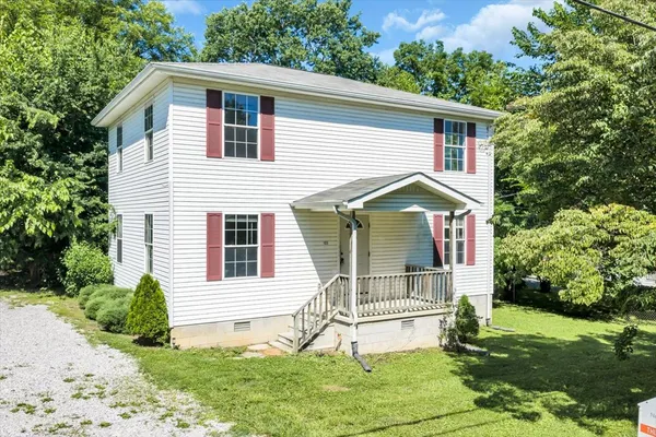 $255,900 | 105 Lillian Street, McMinnville, TN 37110