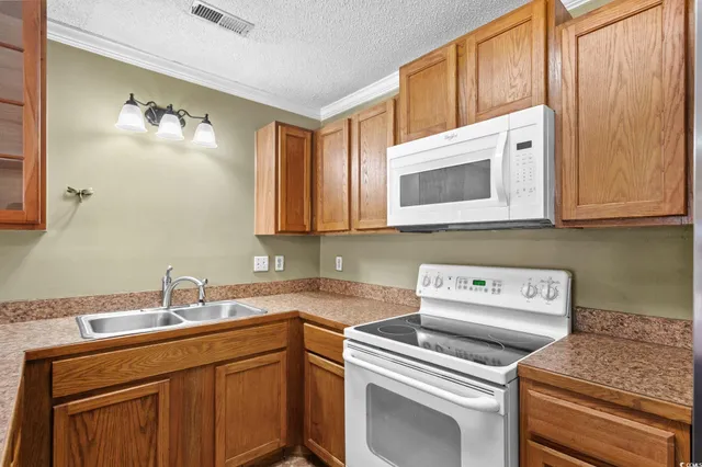 $109,900 | 510 Fairwood Lakes Drive, Unit 14C, Myrtle Beach, SC 29588