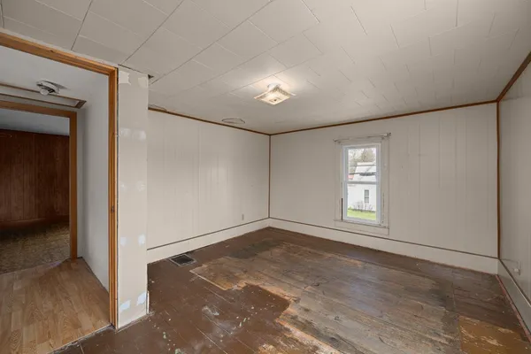 $49,000 | 825 North Burr Street, Kewanee, IL 61443