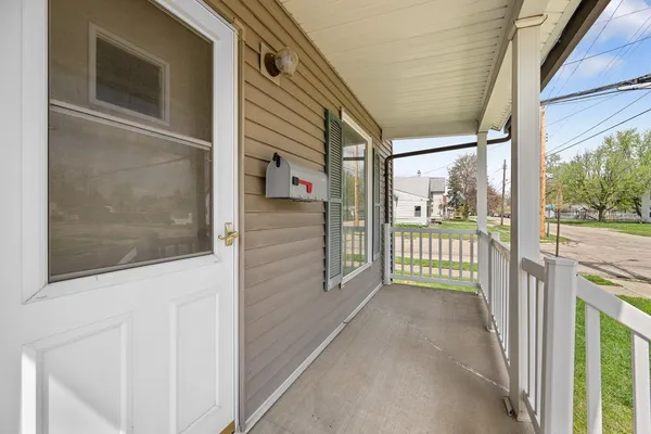 $49,000 | 825 North Burr Street, Kewanee, IL 61443