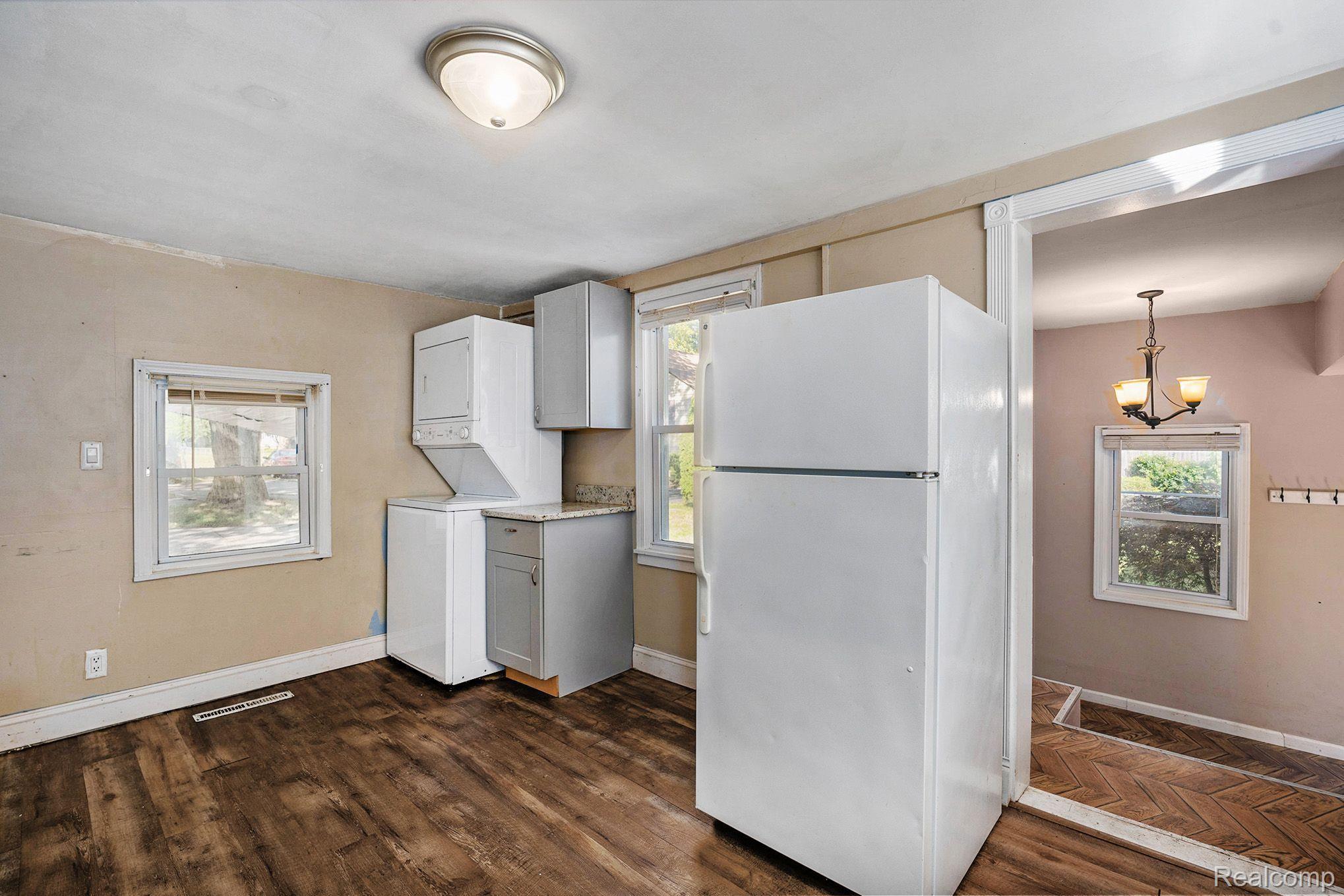 3067 South Adams Road Rochester, MI 48309 - Photo 19 of 33