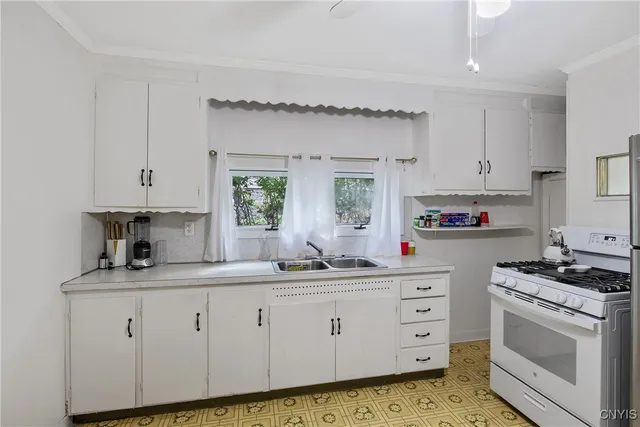 $153,000 | 702 Arthur Street, Syracuse, NY 13207