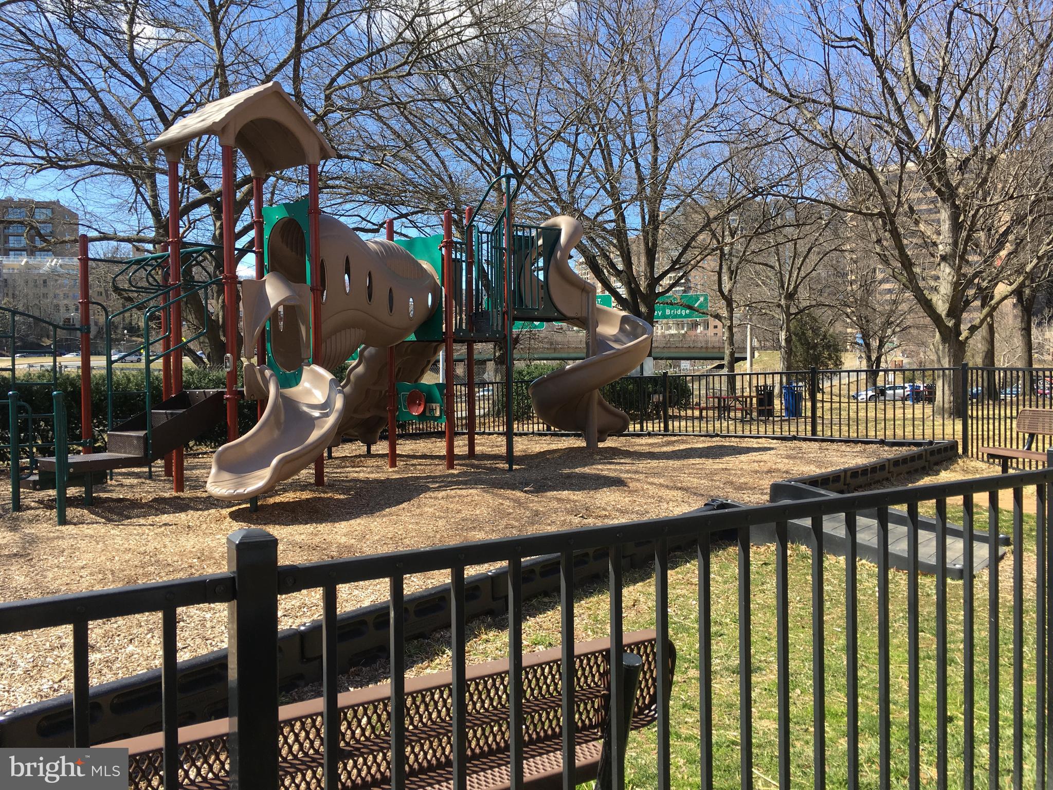 1021 Arlington Boulevard, Unit 610 Arlington, VA 22209 - Photo 13 of 17 a view of outdoor space with seating