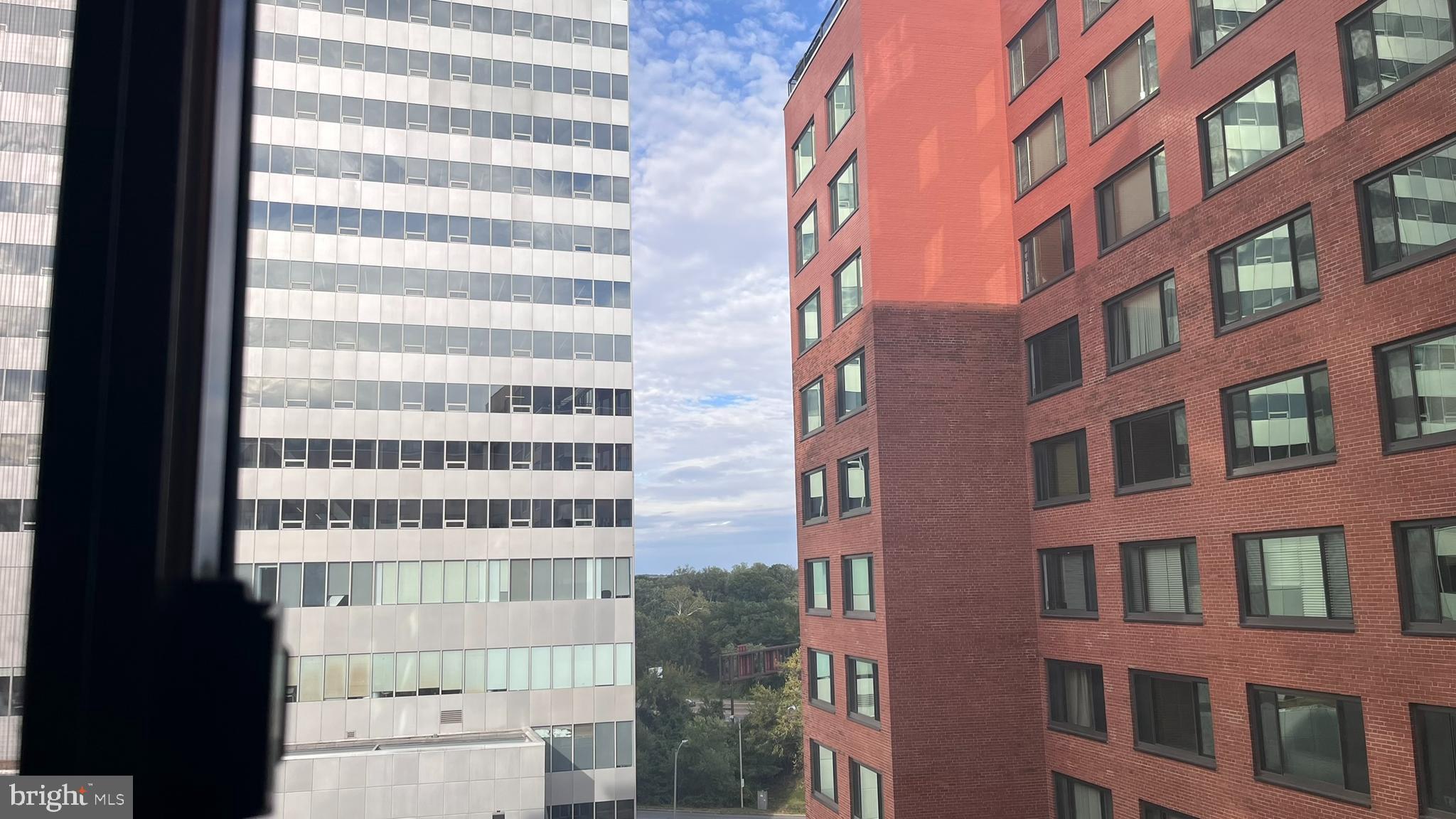 1021 Arlington Boulevard, Unit 610 Arlington, VA 22209 - Photo 7 of 17 a front view of a building