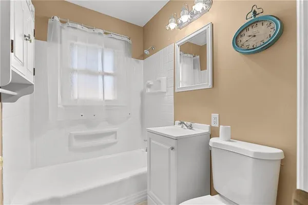 $275,000 | 400 Northeast Howard Street, Lee's Summit, MO 64063