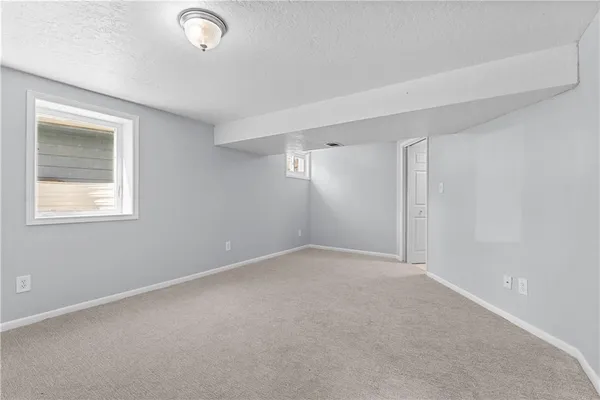 $275,000 | 400 Northeast Howard Street, Lee's Summit, MO 64063