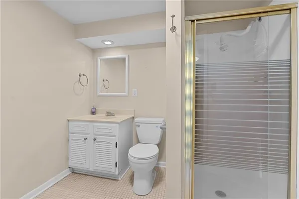 $275,000 | 400 Northeast Howard Street, Lee's Summit, MO 64063