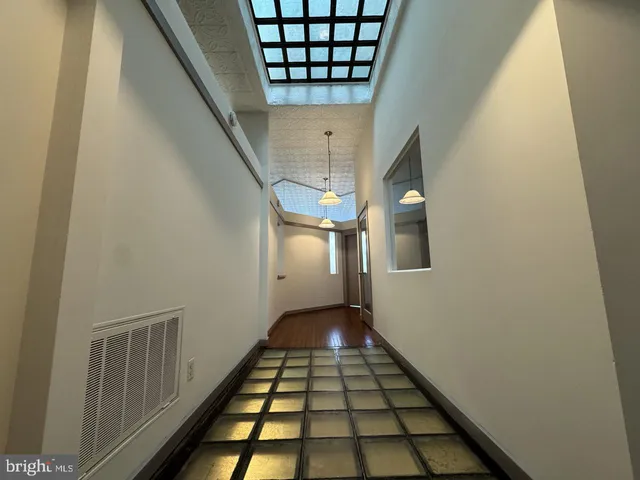 $2,800 | 328 South Broadway, Unit 2, Baltimore, MD 21231