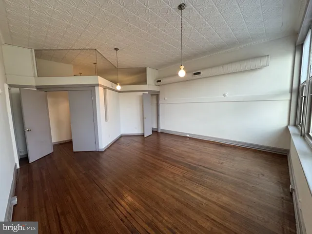 $2,800 | 328 South Broadway, Unit 2, Baltimore, MD 21231