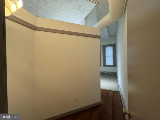 $2,800 | 328 South Broadway, Unit 2, Baltimore, MD 21231