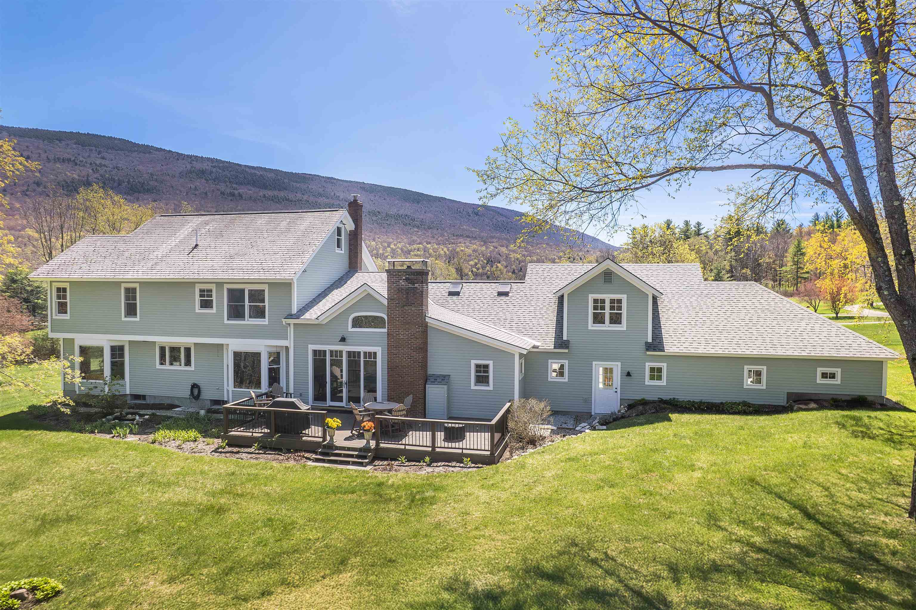 93 Hard Farm Road Manchester, VT 05255 - Photo 3 of 58