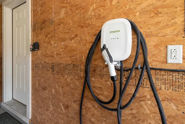 $1,500,000 | 93 Hard Farm Road, Manchester, VT 05255